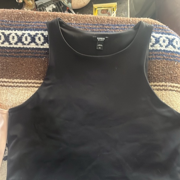 Tank tops color pink and black size M - Picture 2 of 6